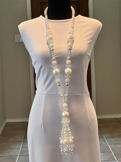 Clear & Pearl - Tassel
