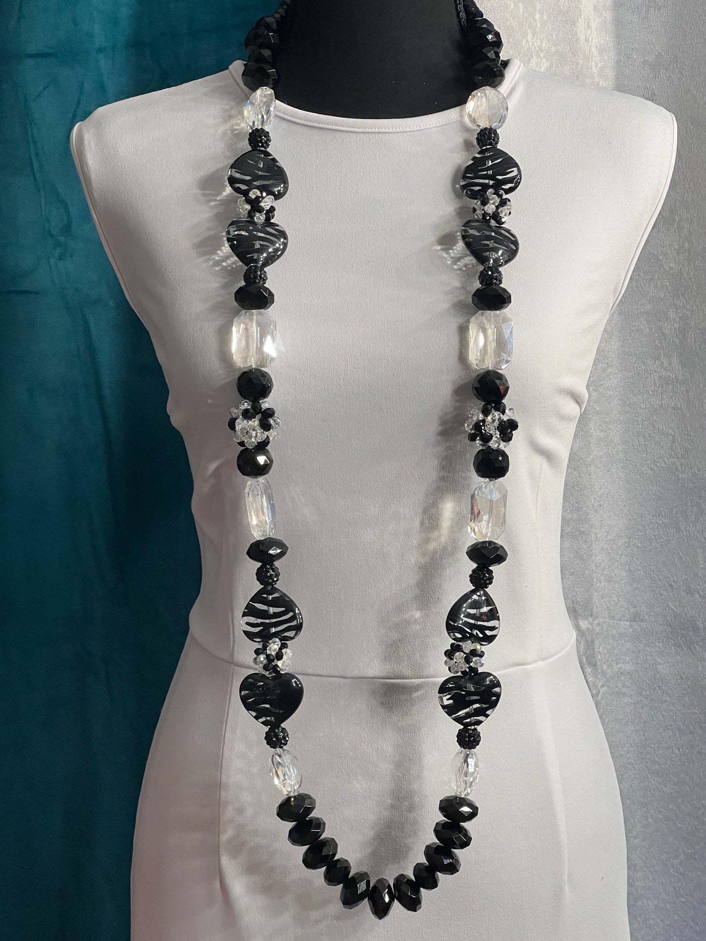 Black & Clear - Round