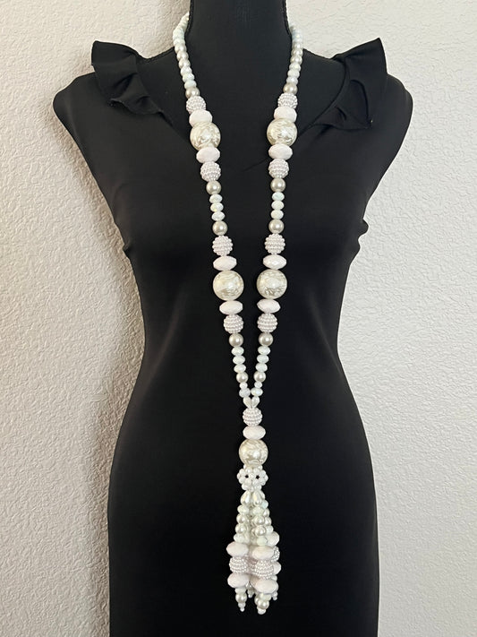 White Pearl - Tassel