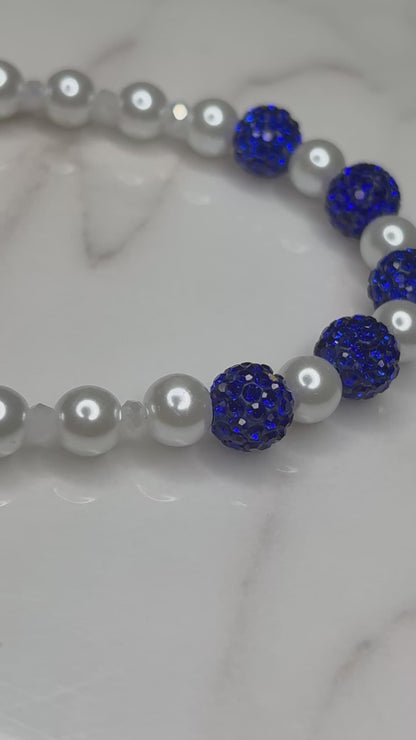 Blue & White - Round