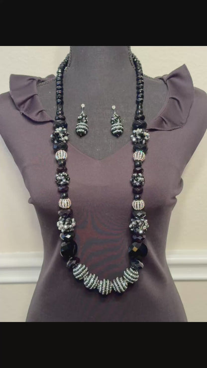 Black & Silver - Round