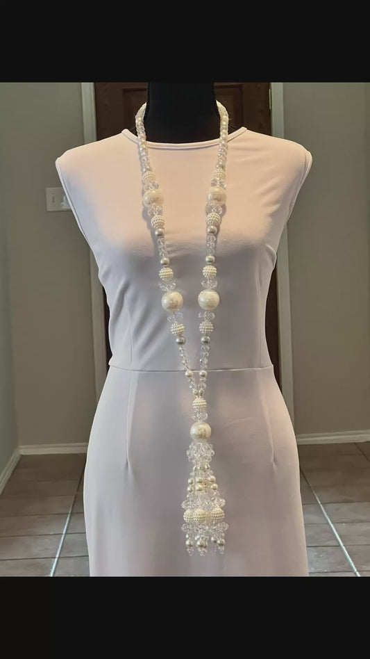 Clear & Pearl - Tassel
